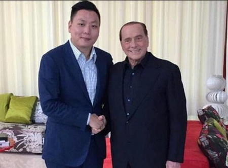 据全尤文网报道称，阿森纳想在冬窗出售托马斯，尤文有意但没有足够的资金。